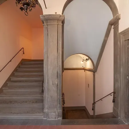 Busdraghi Luxury * Lucca